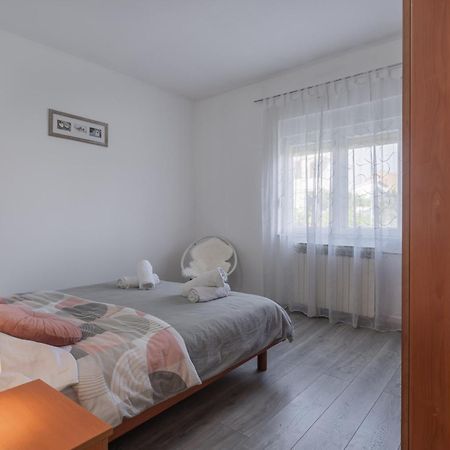 Apartman Lana Vidikovac Zara Esterno foto