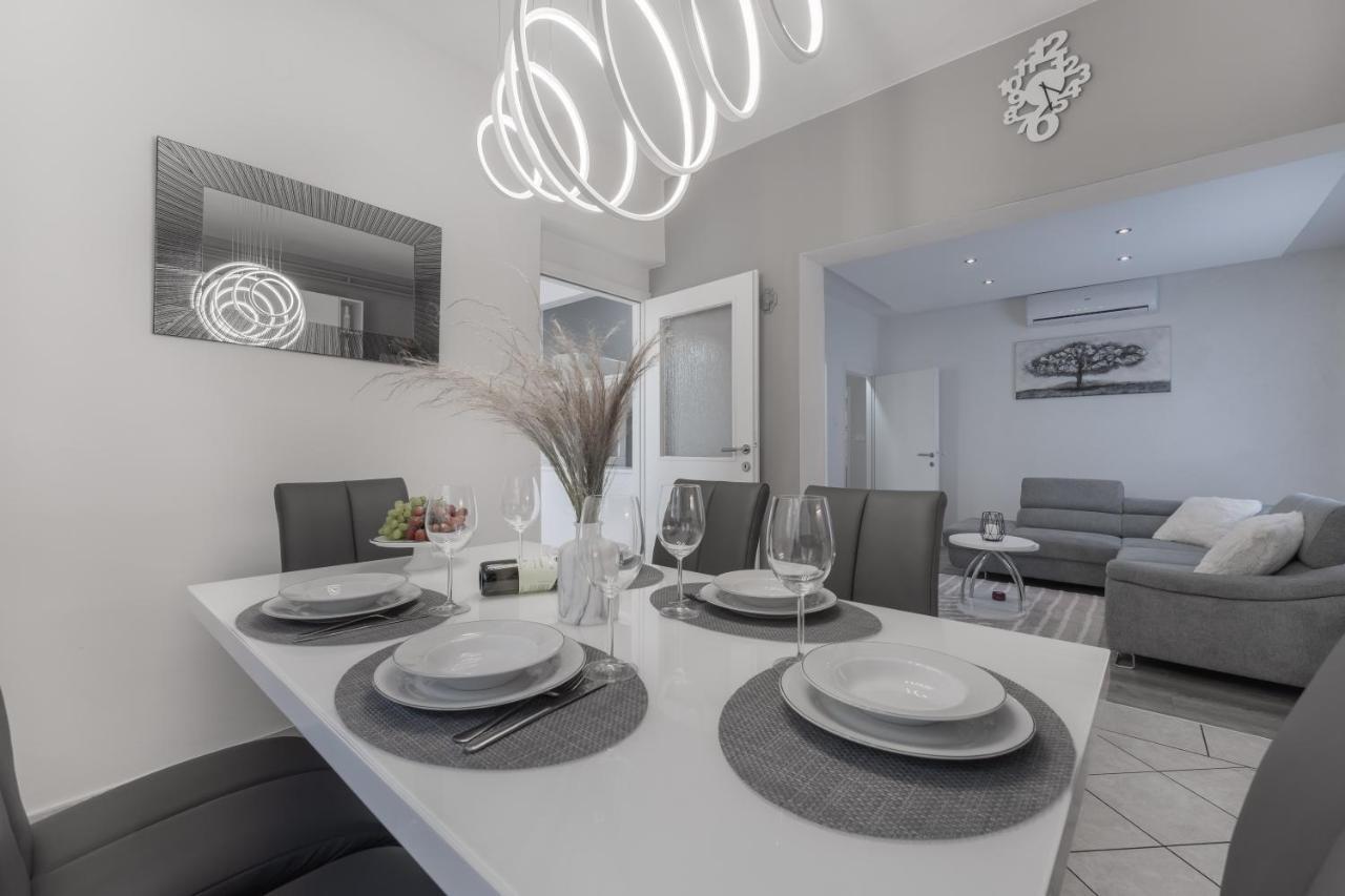 Apartman Lana Vidikovac Zara Esterno foto