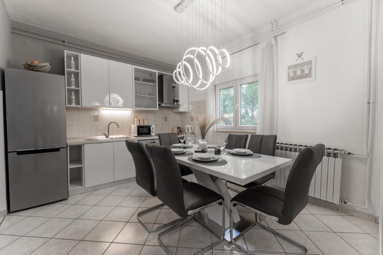 Apartman Lana Vidikovac Zara Esterno foto