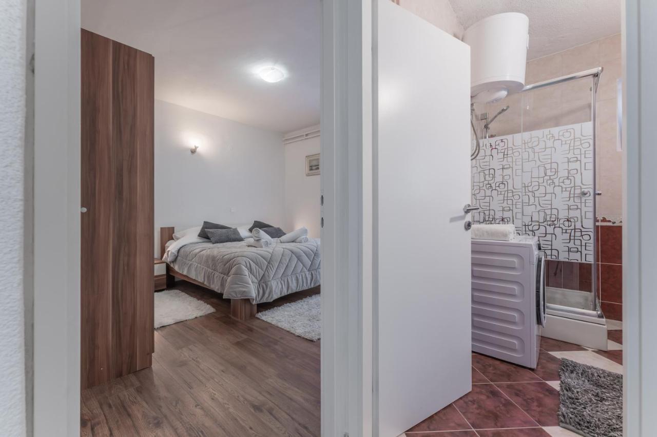 Apartman Lana Vidikovac Zara Esterno foto