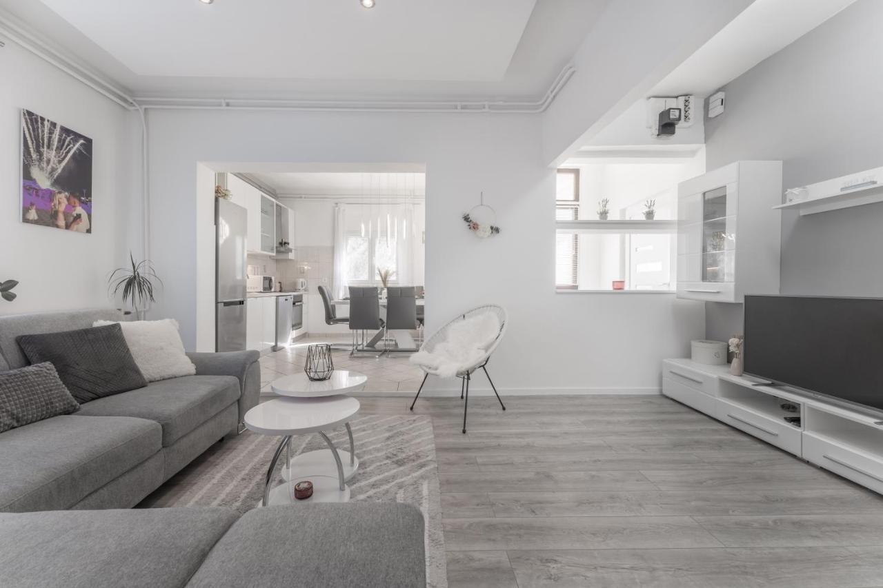 Apartman Lana Vidikovac Zara Esterno foto