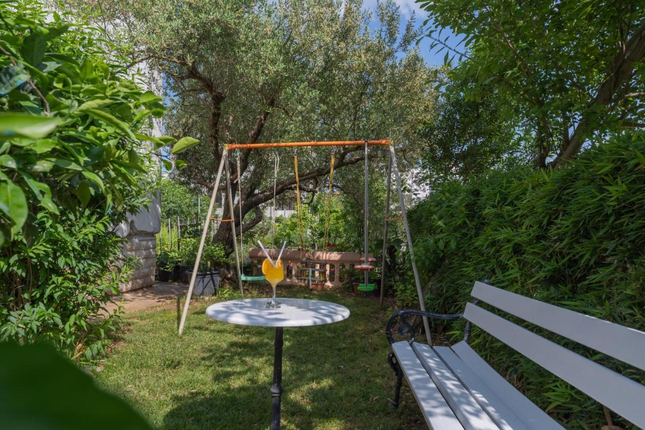 Apartman Lana Vidikovac Zara Esterno foto