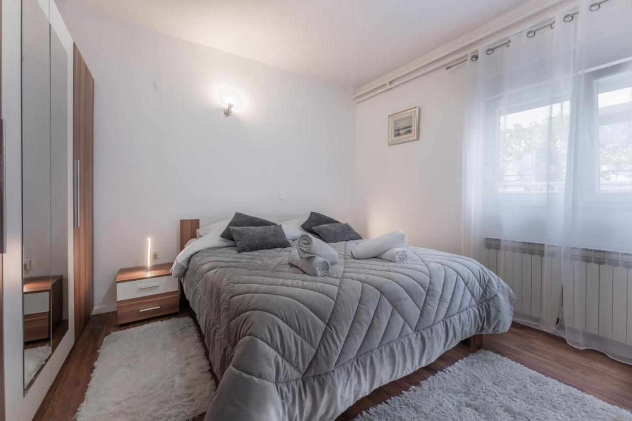 Apartman Lana Vidikovac Zara Esterno foto