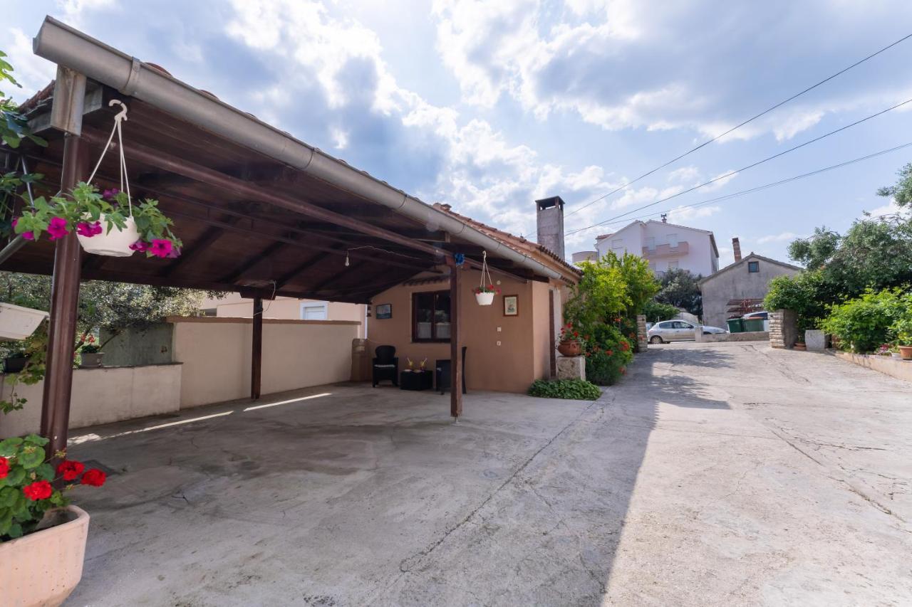 Apartman Lana Vidikovac Zara Esterno foto