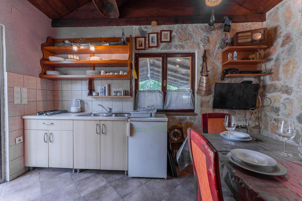 Apartman Lana Vidikovac Zara Esterno foto